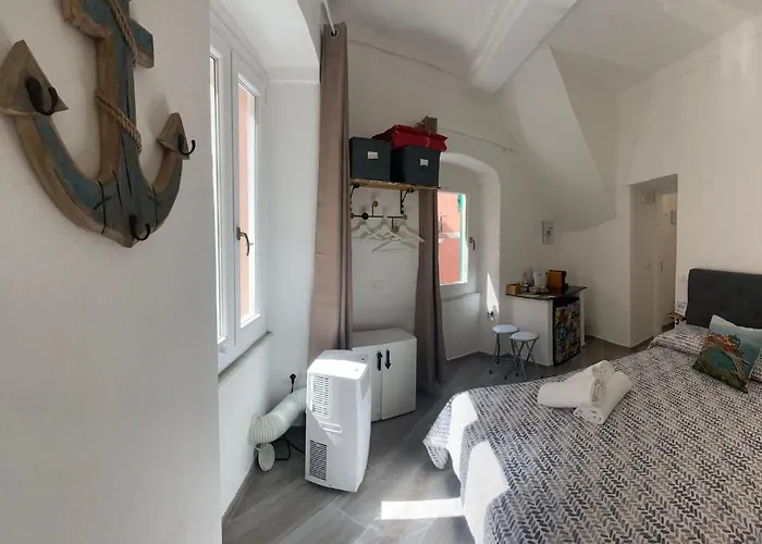 Luvegu Sciuiu Vernazza